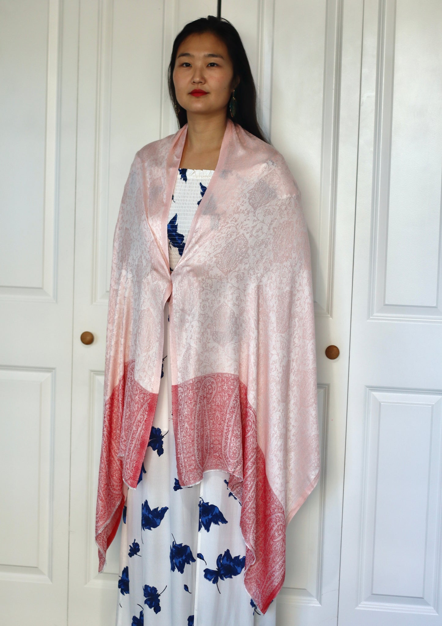 Handmade 30%Silk 70% Ring Cashmere Scarf Luxury Pashmina Handmade in Kashmir Ring Cashmere Light Soft and Warm Fair-trade from Nepali Artist Clearance Holiday Special Christmas Gift  Shiny Cooling