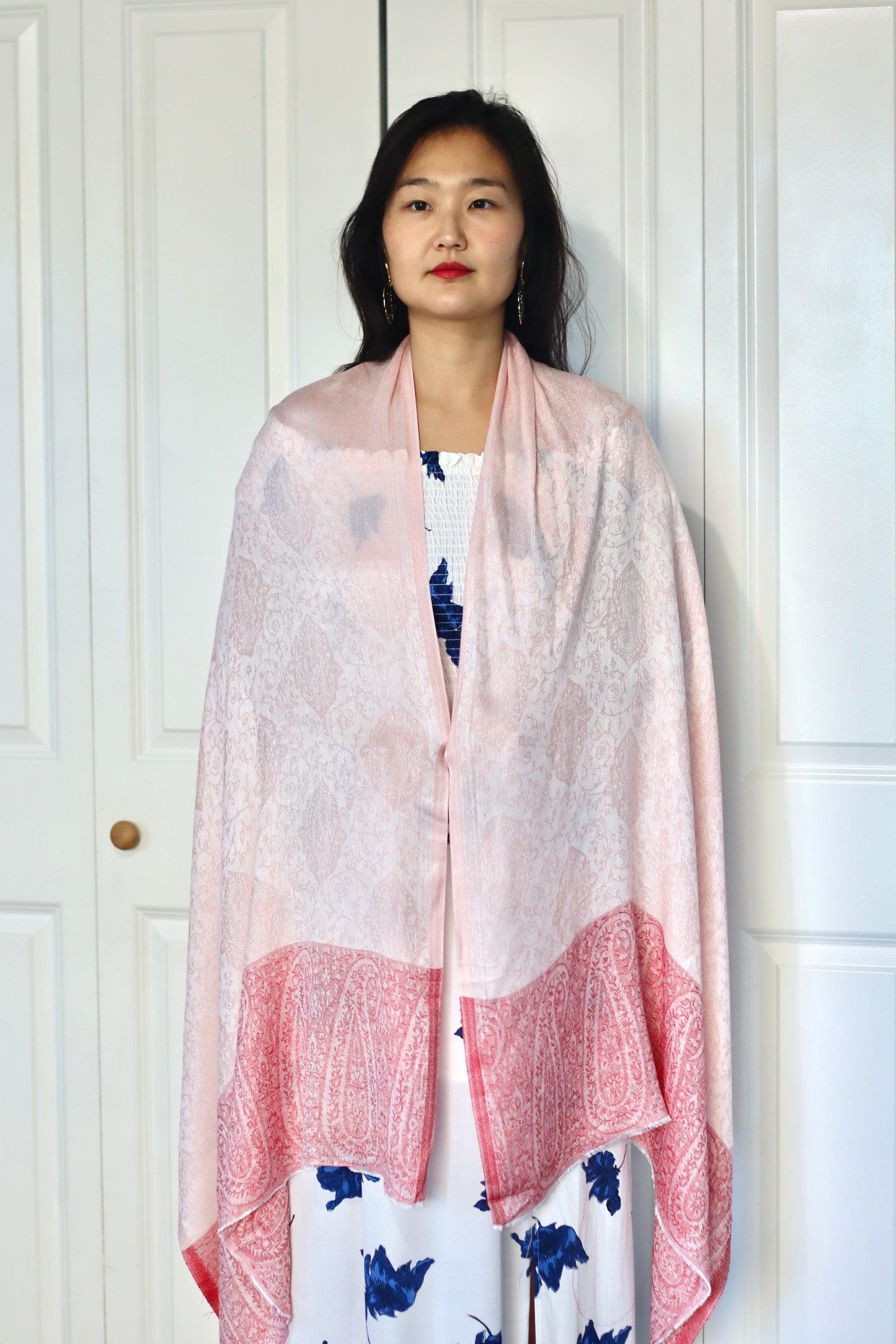 Handmade 30%Silk 70% Ring Cashmere Scarf Luxury Pashmina Handmade in Kashmir Ring Cashmere Light Soft and Warm Fair-trade from Nepali Artist Clearance Holiday Special Christmas Gift  Shiny Cooling