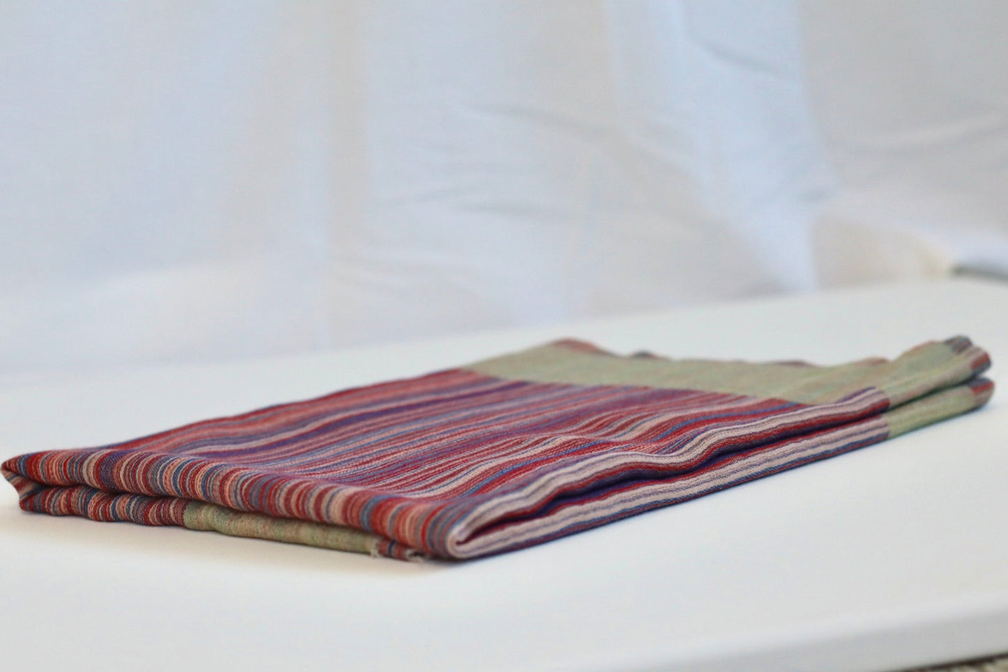 Handmade 100% Ring Cashmere Scarf Handmade in Nepal Pashmina Shawl Light Soft and Warm Fair-trade from Nepali Artist Clearance Holiday Special Christmas Gift Reversible Pink Red Green Blue Purple