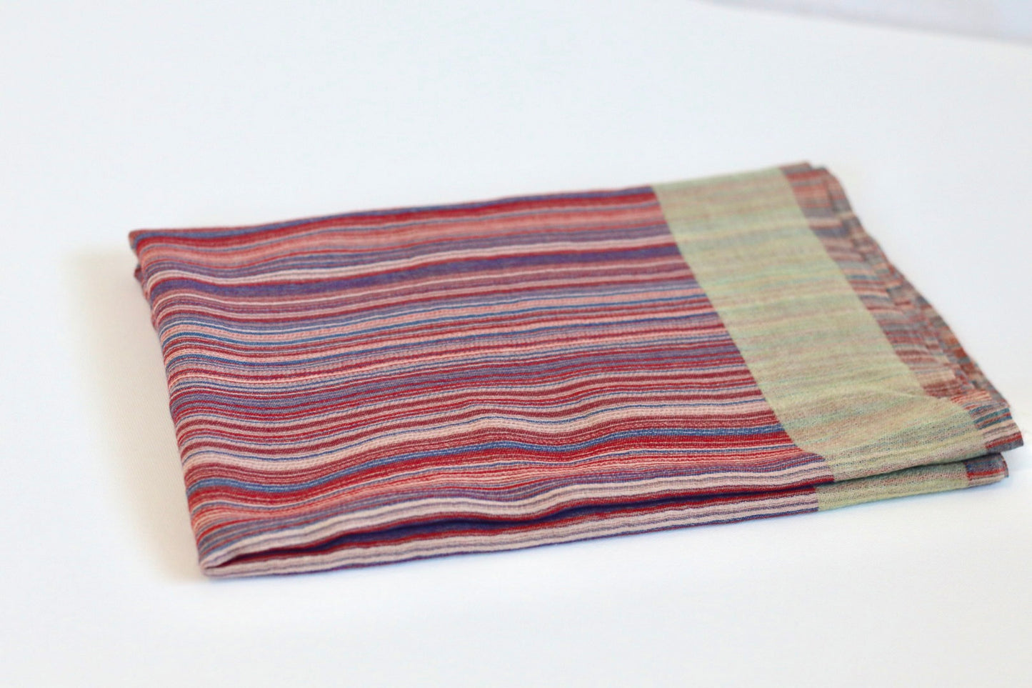 Handmade 100% Ring Cashmere Scarf Handmade in Nepal Pashmina Shawl Light Soft and Warm Fair-trade from Nepali Artist Clearance Holiday Special Christmas Gift Reversible Pink Red Green Blue Purple