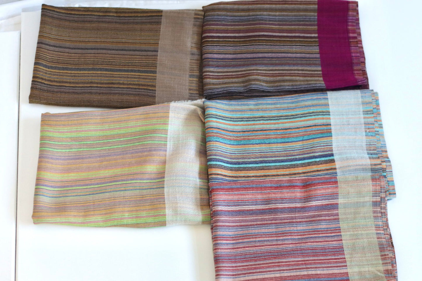 Handmade 100% Ring Cashmere Scarf Handmade in Nepal Pashmina Shawl Light Soft and Warm Fair-trade from Nepali Artist Clearance Holiday Special Christmas Gift Reversible Pink Red Green Blue Purple