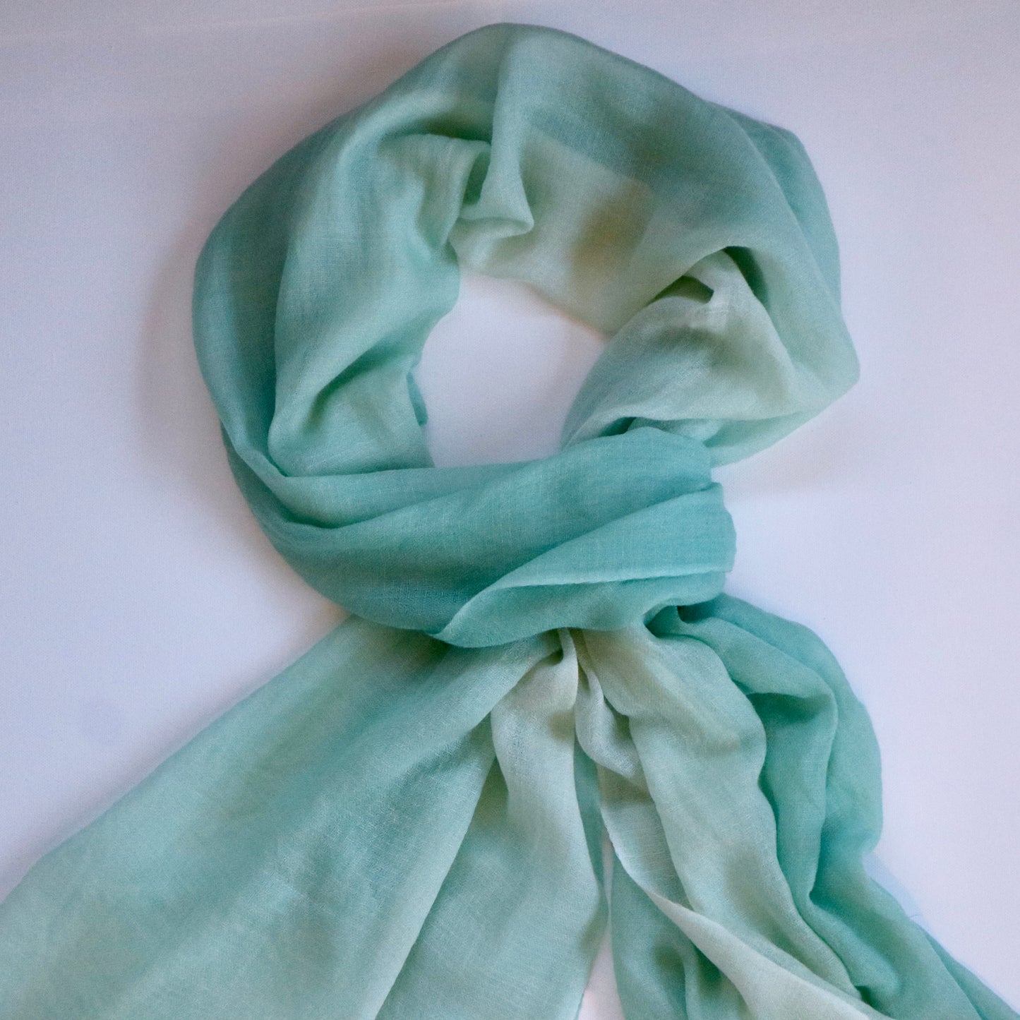 Handmade 100% Ring Cashmere Scarf Luxury Pashmina Handmade in Kashmir Light Soft and Warm Fair-trade from Nepali Artist Clearance Holiday Special Christmas Gift Thin Light Turquoise Blue/Green