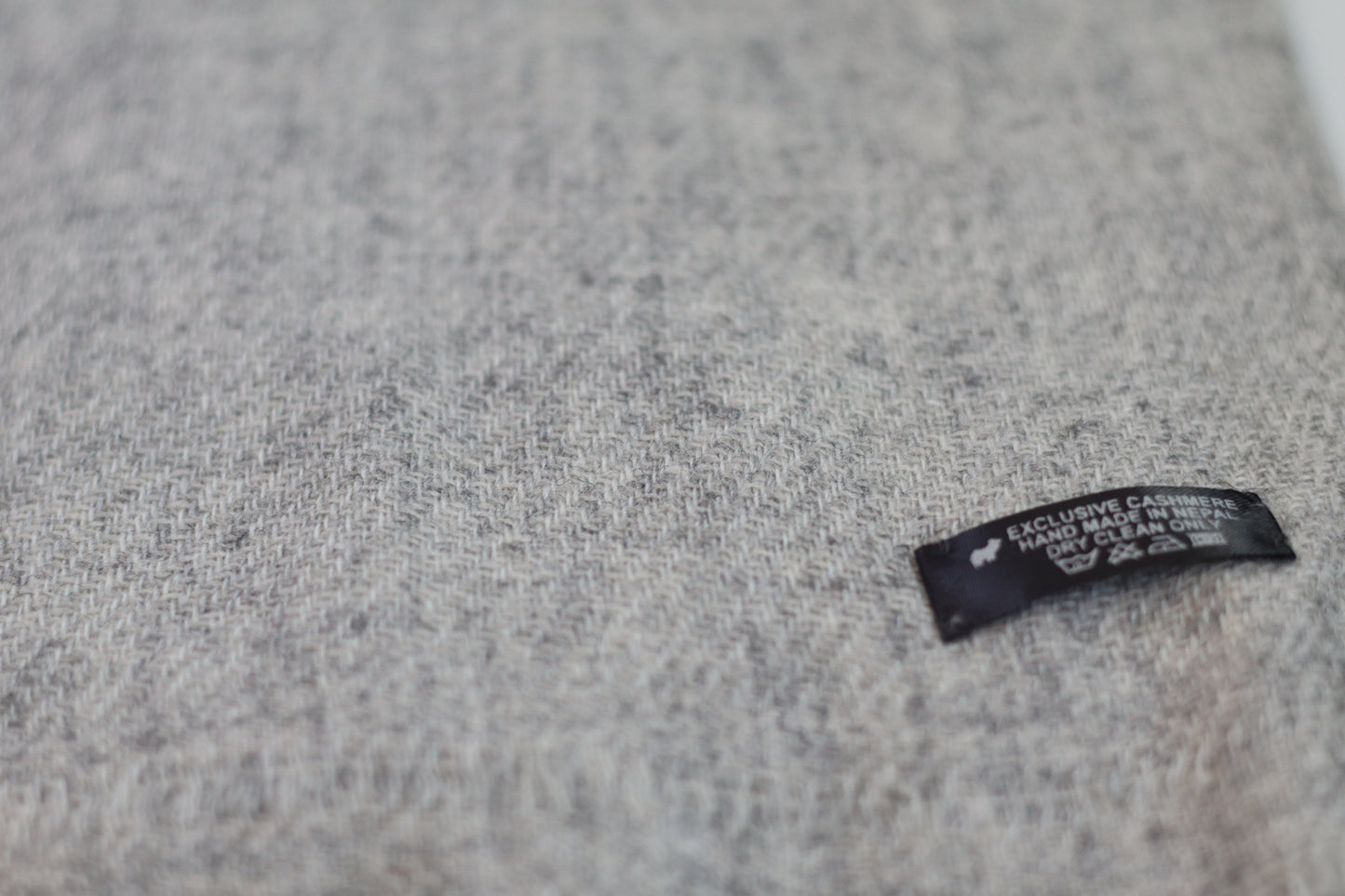 Handmade 100% Ring Cashmere Scarf Handmade in Nepal Light Soft and Warm Fair-trade from Nepali Artist Clearance Holiday Special Christmas Gift