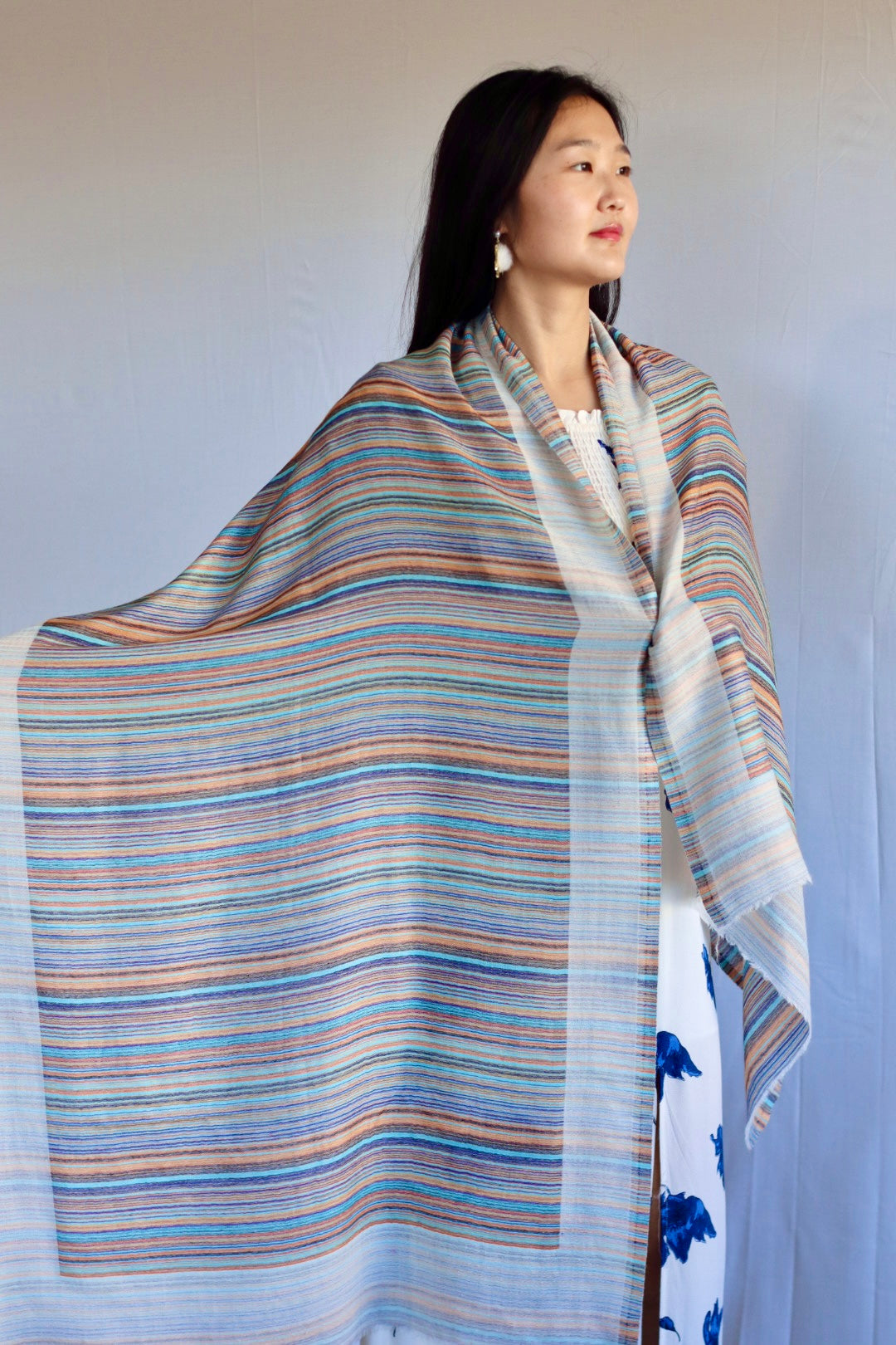 Handmade 100% Ring Cashmere Scarf Handmade in Nepal Pashmina Shawl Light Soft and Warm Fair-trade from Nepali Artist Clearance Holiday Special Christmas Gift Reversible Pink Red Green Blue Purple