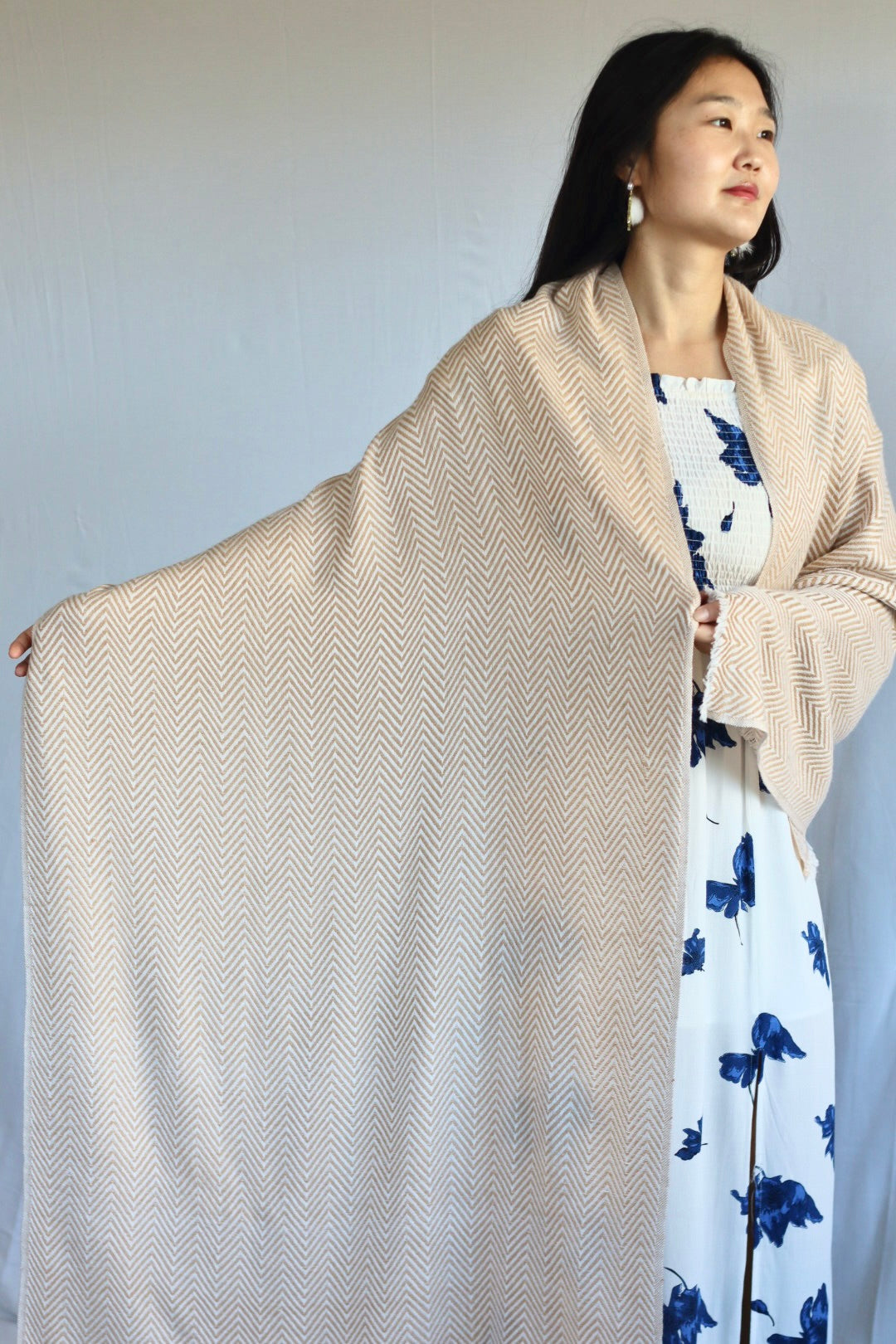 Handmade 100% Cashmere Scarf Black-Friday Special Price! Handmade in Nepal Thick Soft and Warm Fair-trade from Nepali Artist Clearance