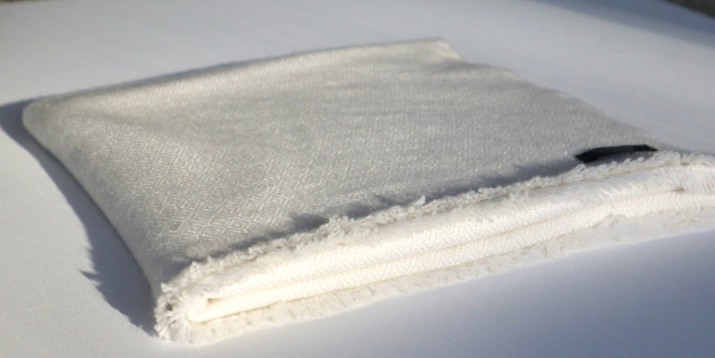 Handmade 100% Cashmere Scarf Black-Friday Special Price! Handmade in Nepal Thick Soft and Warm Fair-trade from Nepali Artist Clearance