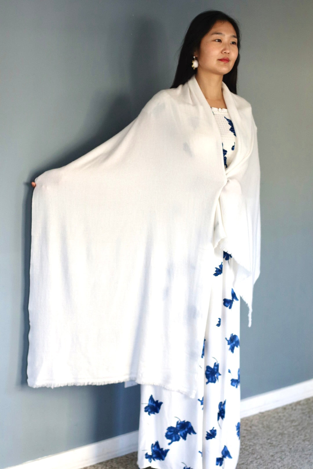 Handmade 100% Cashmere Scarf Black-Friday Special Price! Handmade in Nepal Thick Soft and Warm Fair-trade from Nepali Artist Clearance