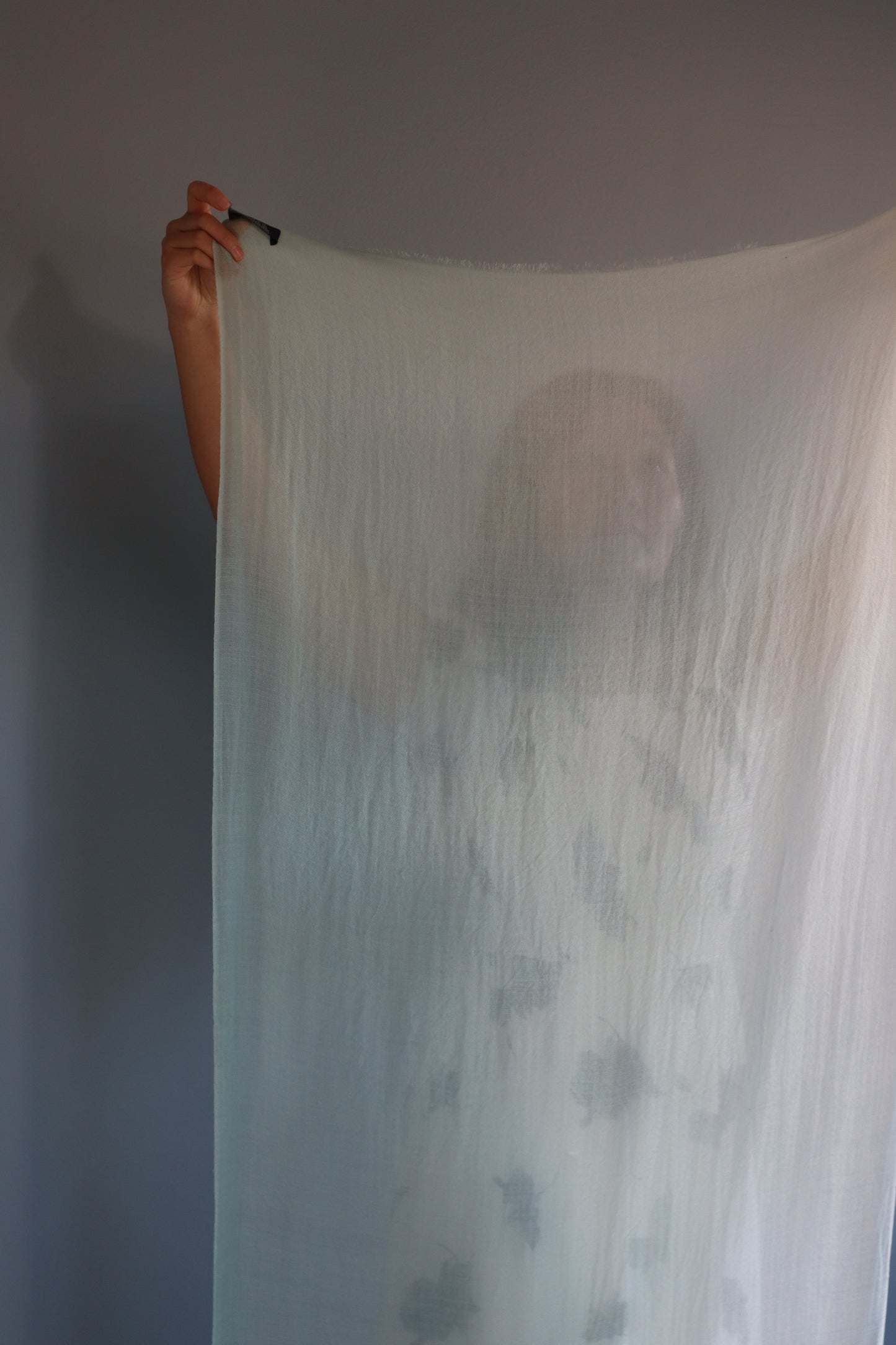 Handmade 100% Ring Cashmere Scarf Luxury Pashmina Handmade in Kashmir Light Soft and Warm Fair-trade from Nepali Artist Clearance Holiday Special Christmas Gift Thin Light Turquoise Blue/Green