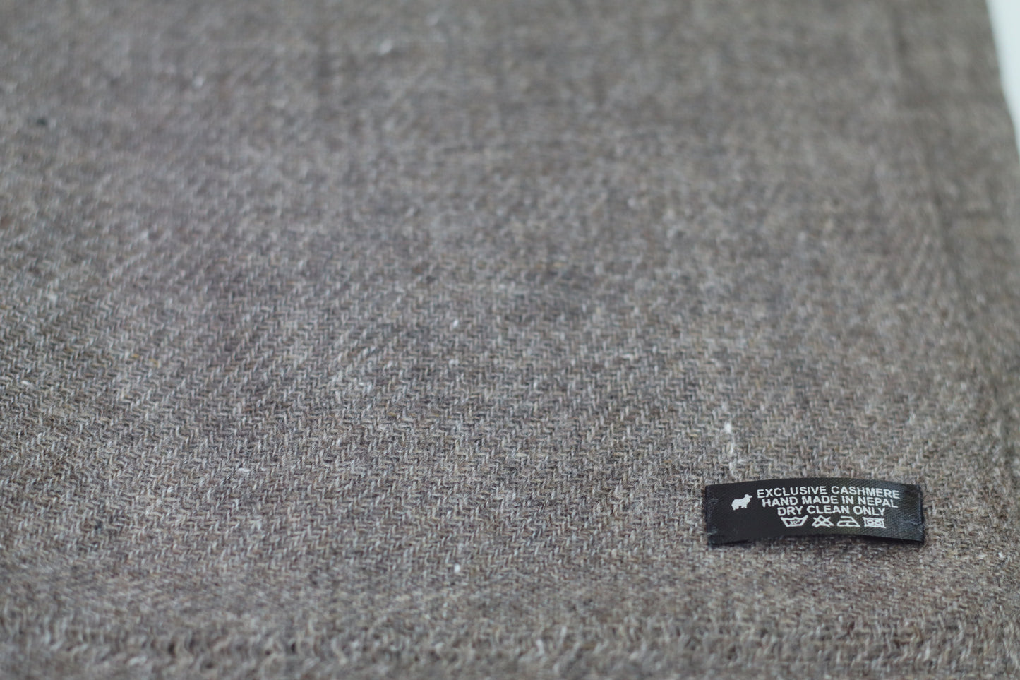 Handmade 100% Ring Cashmere Scarf Handmade in Nepal Light Soft and Warm Fair-trade from Nepali Artist Clearance Holiday Special Christmas Gift