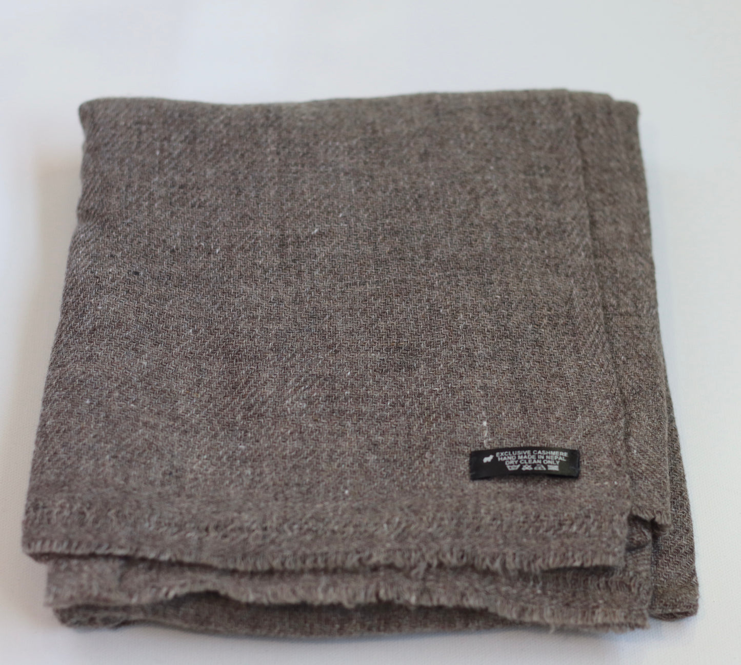 Handmade 100% Ring Cashmere Scarf Handmade in Nepal Light Soft and Warm Fair-trade from Nepali Artist Clearance Holiday Special Christmas Gift