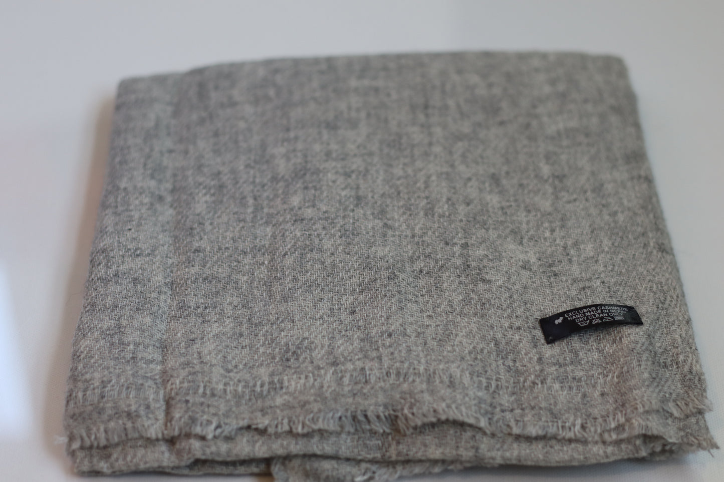 Handmade 100% Ring Cashmere Scarf Handmade in Nepal Light Soft and Warm Fair-trade from Nepali Artist Clearance Holiday Special Christmas Gift