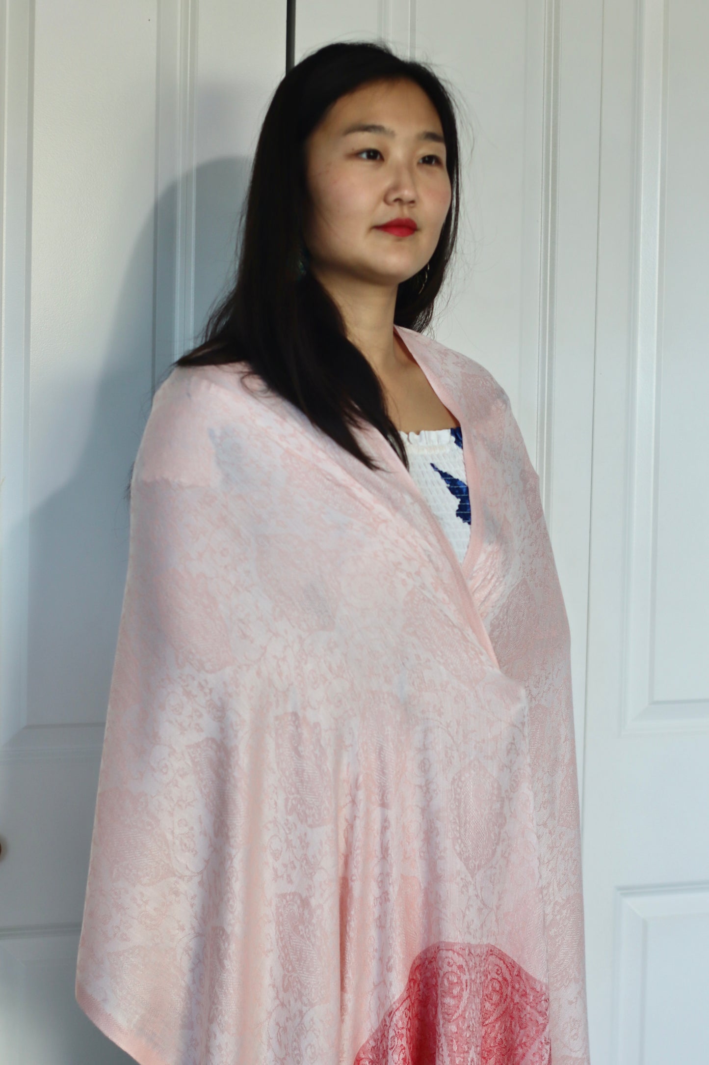 Handmade 30%Silk 70% Ring Cashmere Scarf Luxury Pashmina Handmade in Kashmir Ring Cashmere Light Soft and Warm Fair-trade from Nepali Artist Clearance Holiday Special Christmas Gift  Shiny Cooling