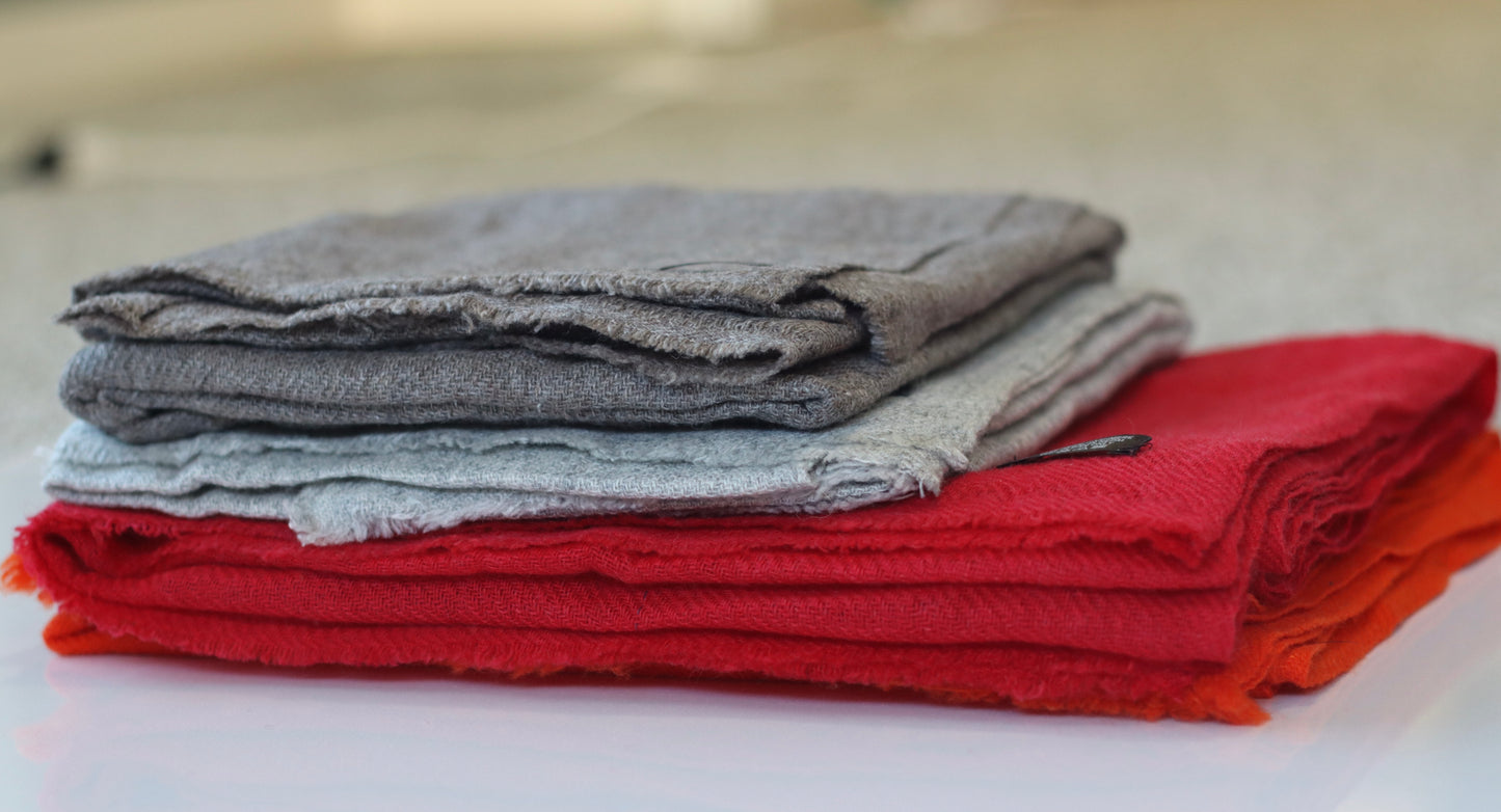 Handmade 100% Ring Cashmere Scarf Handmade in Nepal Light Soft and Warm Fair-trade from Nepali Artist Clearance Holiday Special Christmas Gift