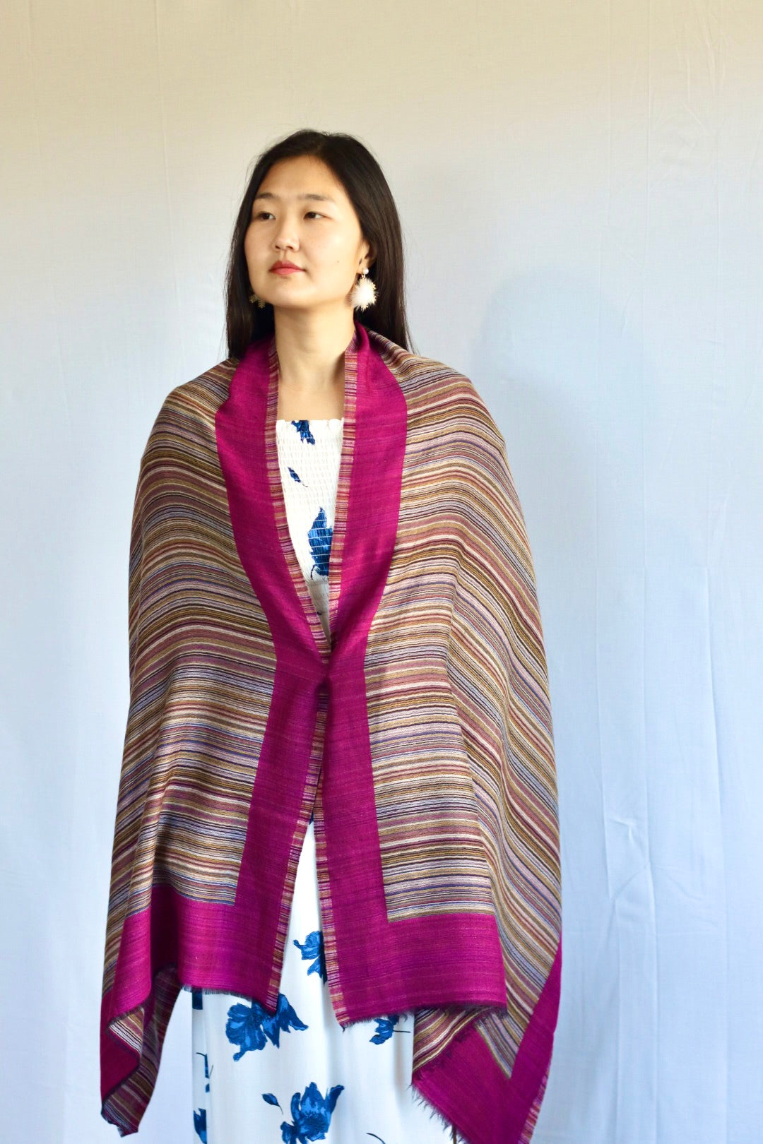 Handmade 100% Ring Cashmere Scarf Handmade in Nepal Pashmina Shawl Light Soft and Warm Fair-trade from Nepali Artist Clearance Holiday Special Christmas Gift Reversible Pink Red Green Blue Purple