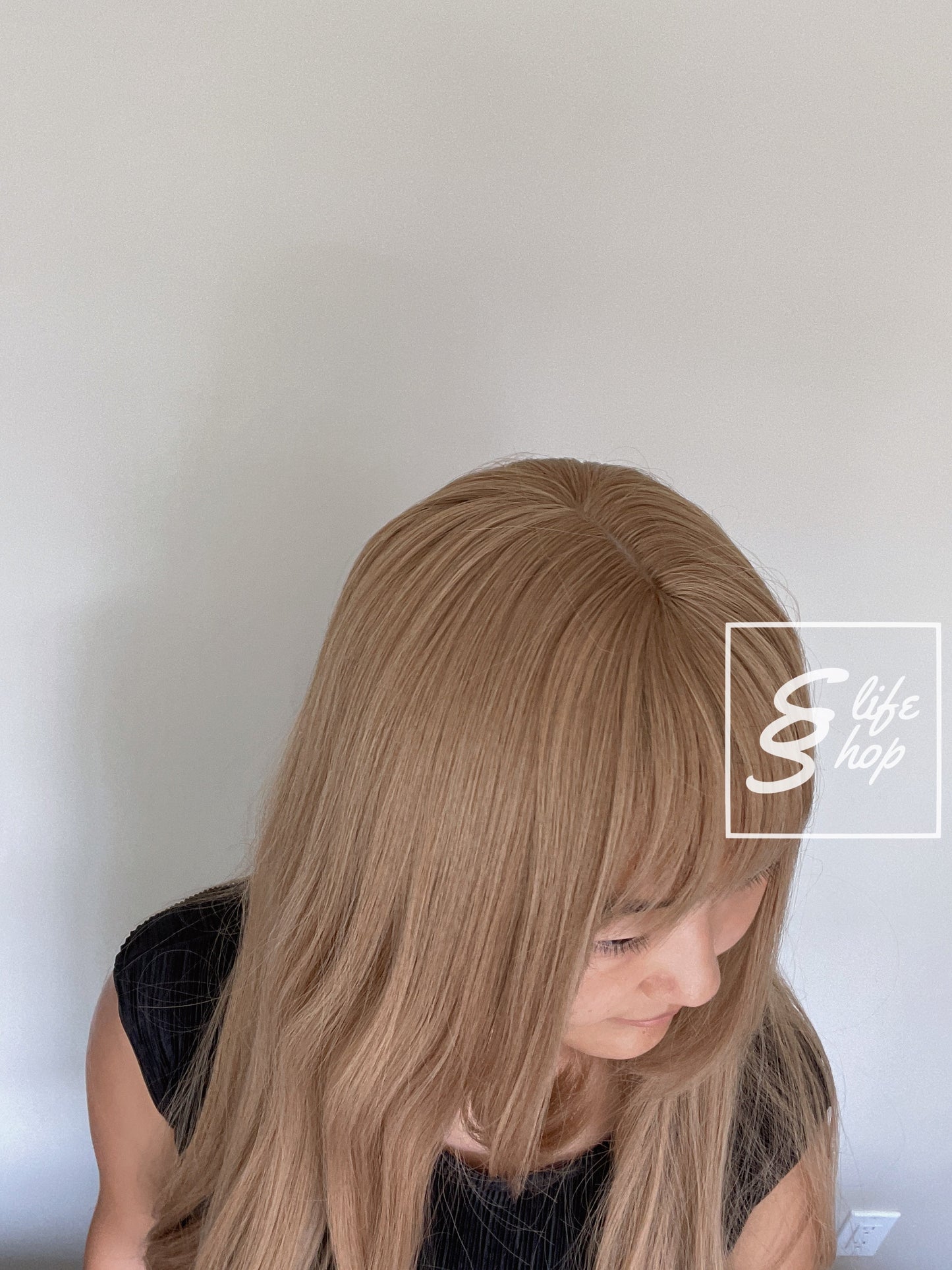 Beautiful Realistic long Straight Blonde Wig Natural Realistic