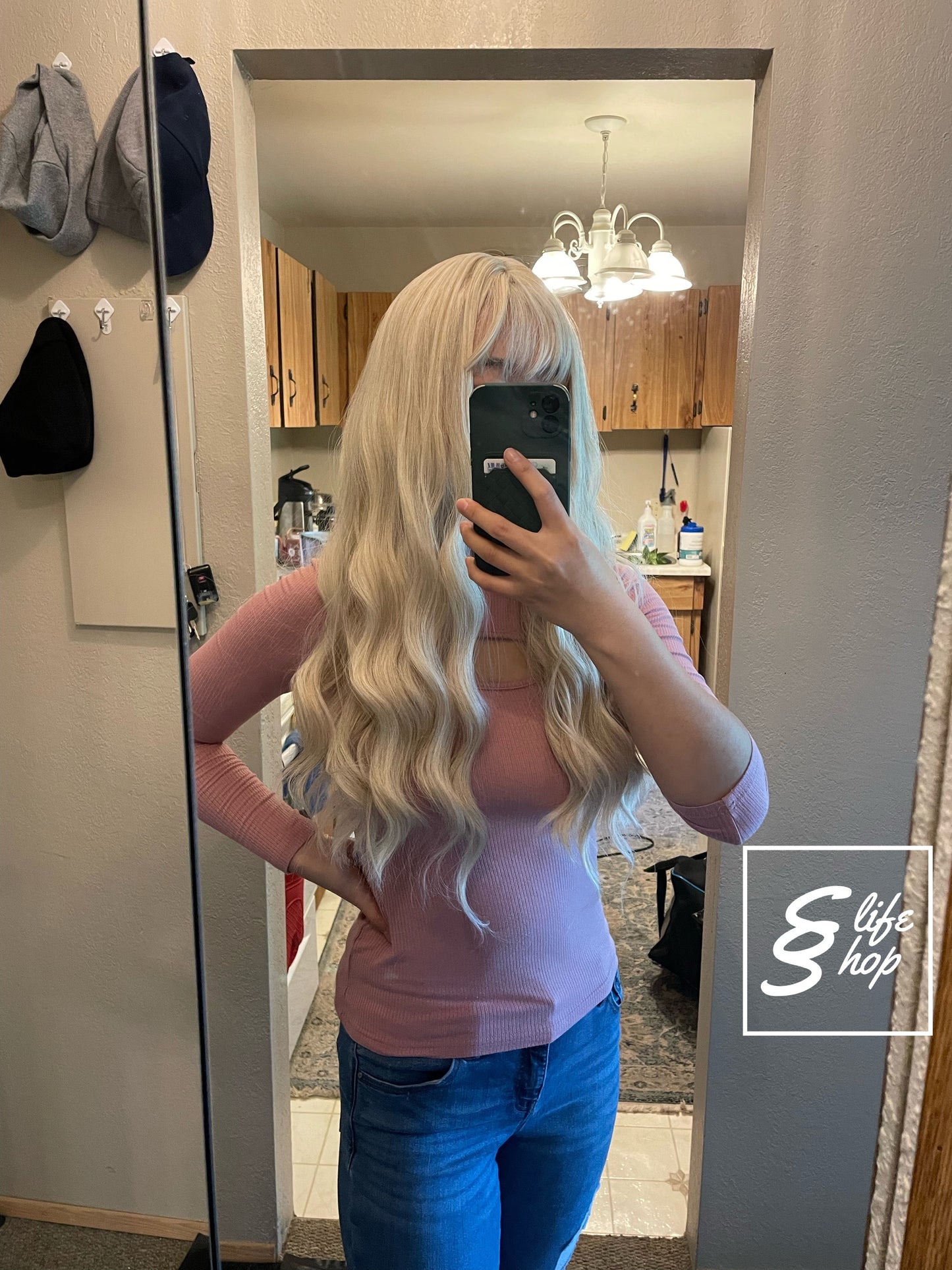 Beautiful Realistic long Wavy Curly Platinum Blonde Wig Natural Realistic