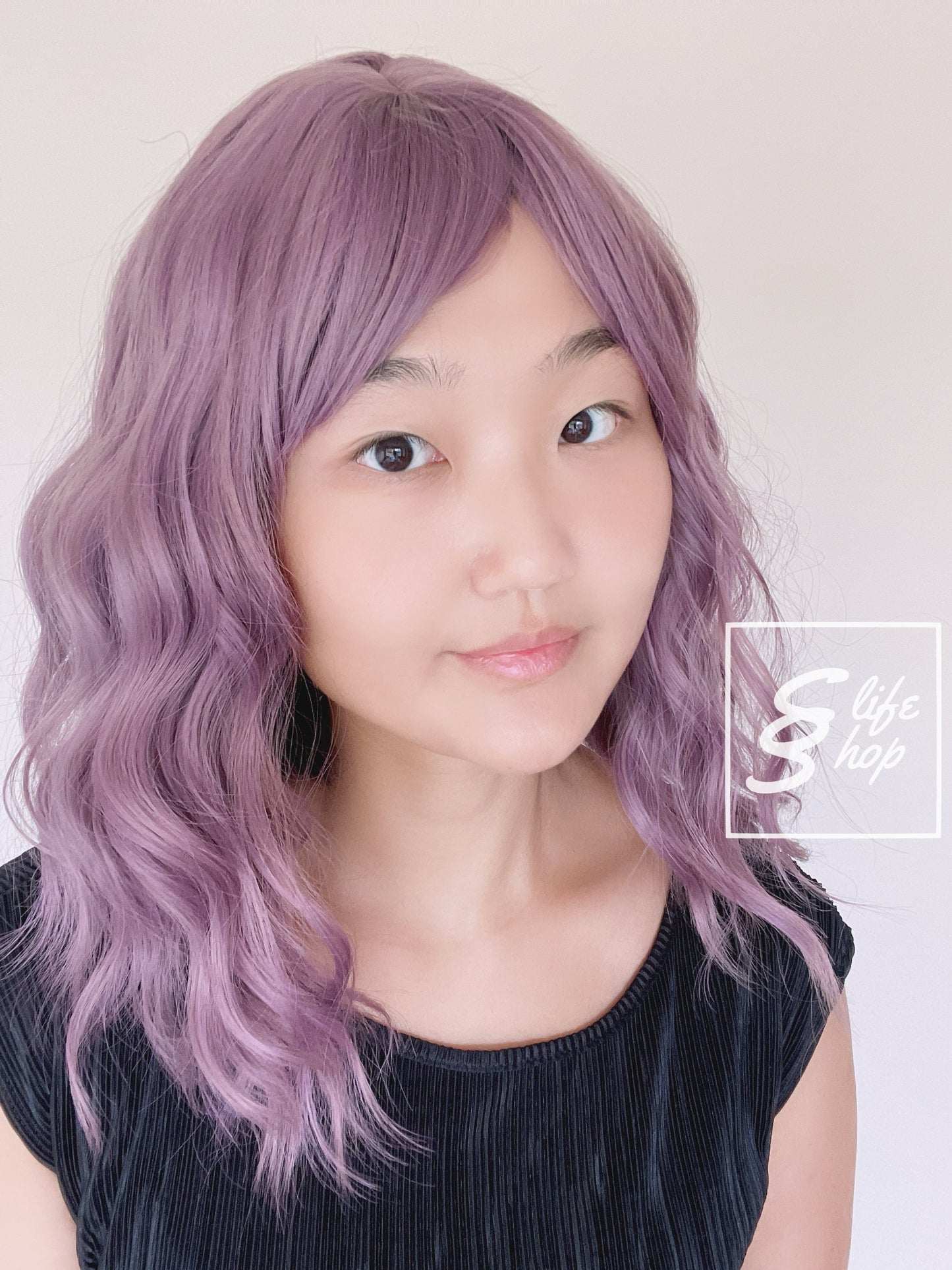 Beautiful Realistic Mid Length Short Wavy Purple Wig Natural Cute